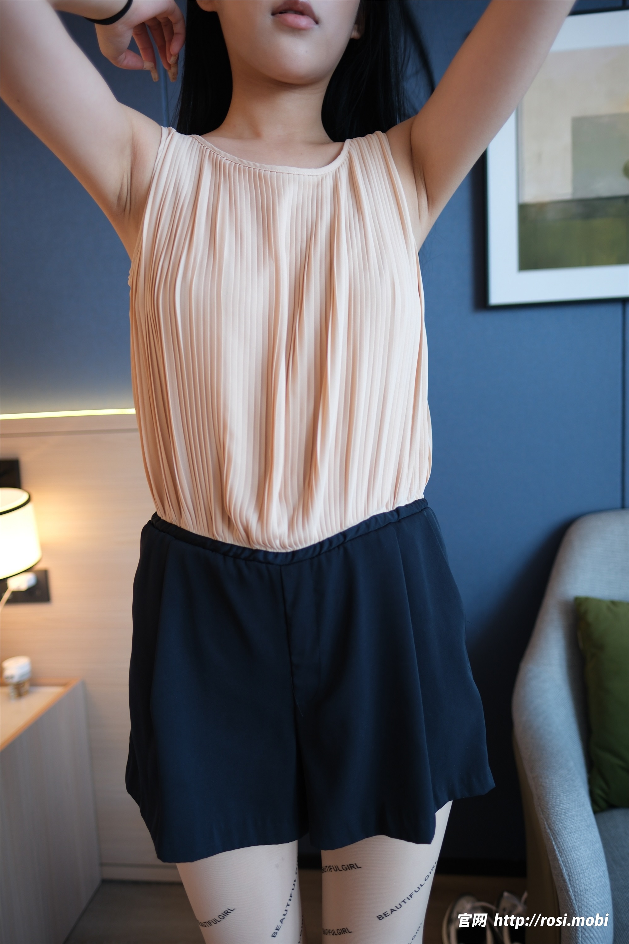 ROSI写真 2025.02.10 NO.4816